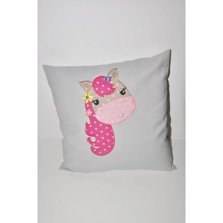 coussin enfant cheval fille personnalisé au prénom pour cadeaux noël, naissance,anniversaire