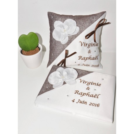 ensemble coussin avec  livre d'or mariage porte-alliances personnalisé brodé  strass avec orchidée