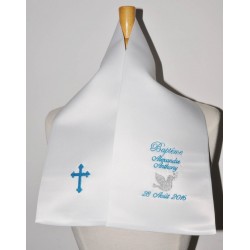 écharpe de baptême bébé colombe avec croix personnalisée brodée garà§on ou fille