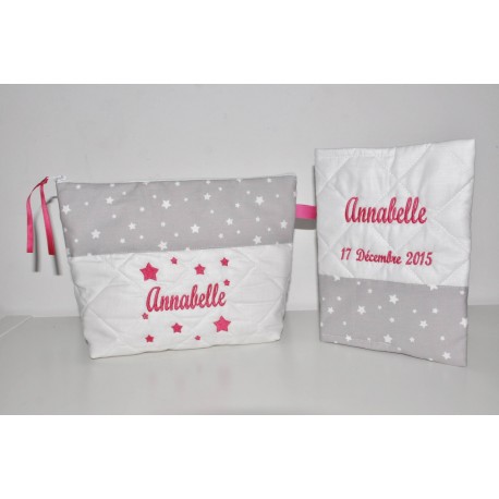 Box cadeau naissance: protège-carnet de santé avec trousse de toilette étoiles gris personnalisé brodé au nom