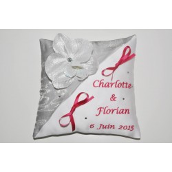 Porte-alliances coussin de mariage personnalisé brodé strass avec orchidée argentée